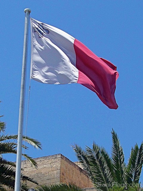 Picture Of Malta Flag
